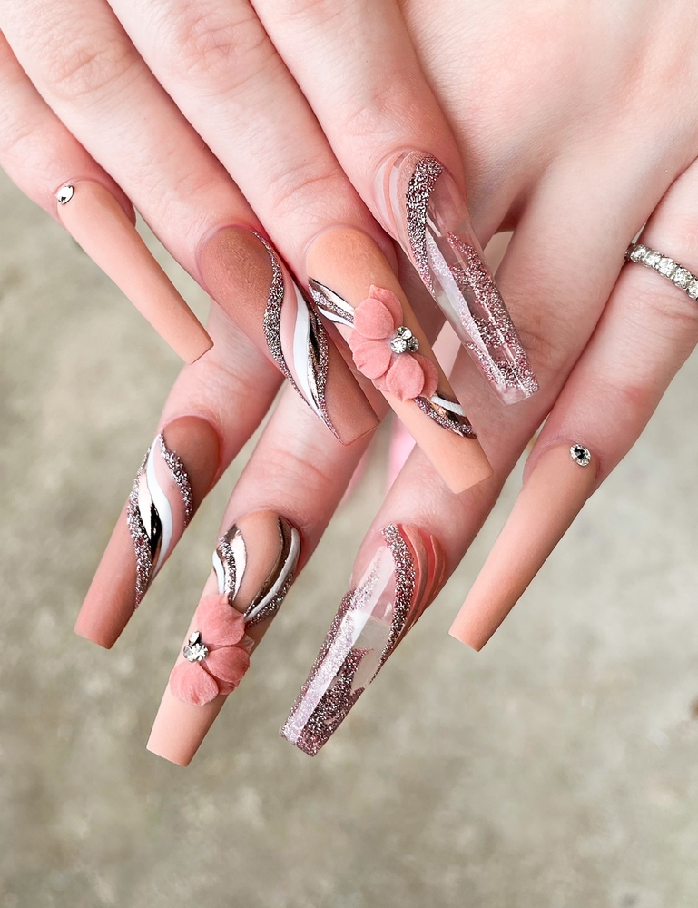Caviar Nail Bar nail photo 7
